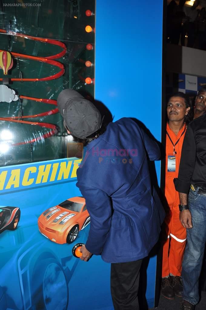 Hrithik Roshan at Hot Wheels press meet in Oberoi Mall on 4th Dec 2012