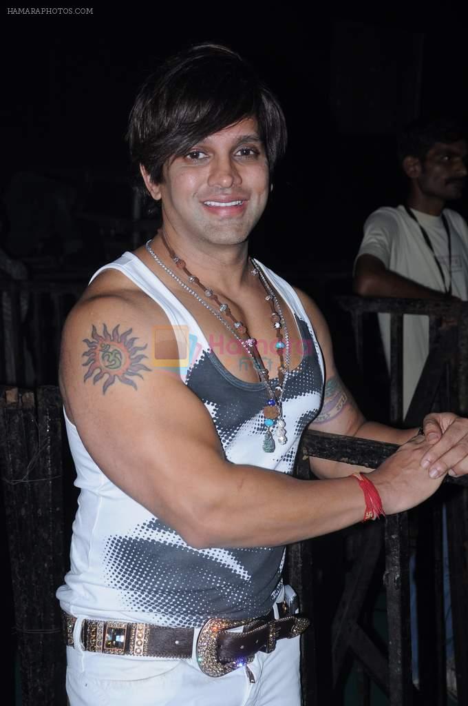 Yash Birla at Hardwell concert in Juhu, Mumbai on 9th Dec 2012