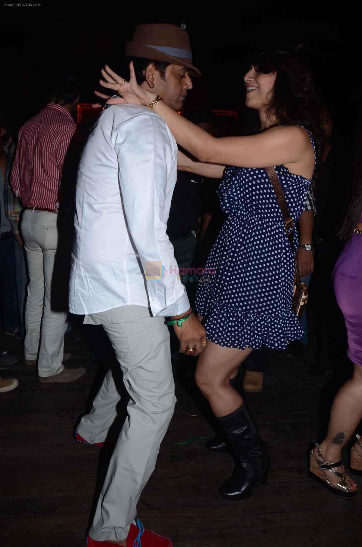 Ravi Kissen at Sambhavna Seth's birthday bash in Club Escape, Mumbai on 12th Dec 2012