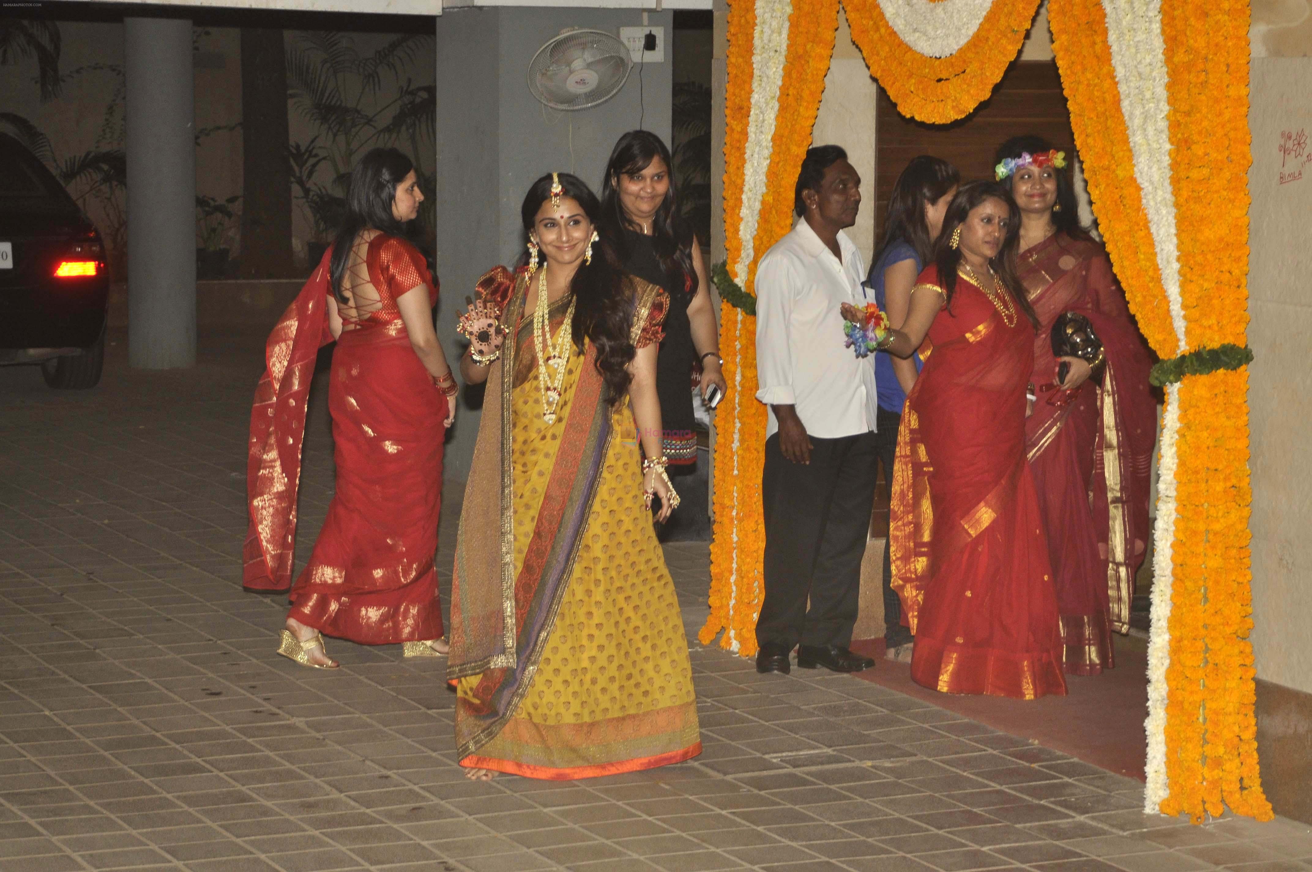 Vidya Balan's Mehndi ceremony in Mumbai on 12th Dec 2012