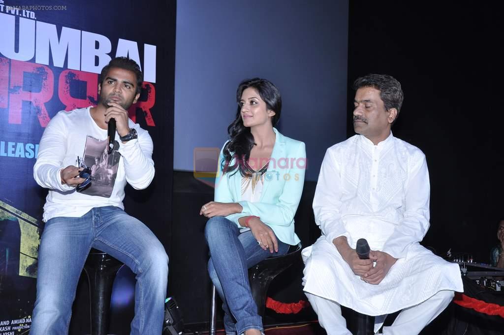 Sachiin Joshi, Vimala Raman at Mumbai Mirror film launch in PVR, Mumbai on 12th Dec 2012