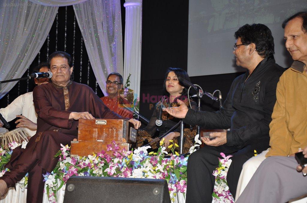 Madhushree  at Madhushre concert in St Andrews, Mumbai on 15th Dec 2012