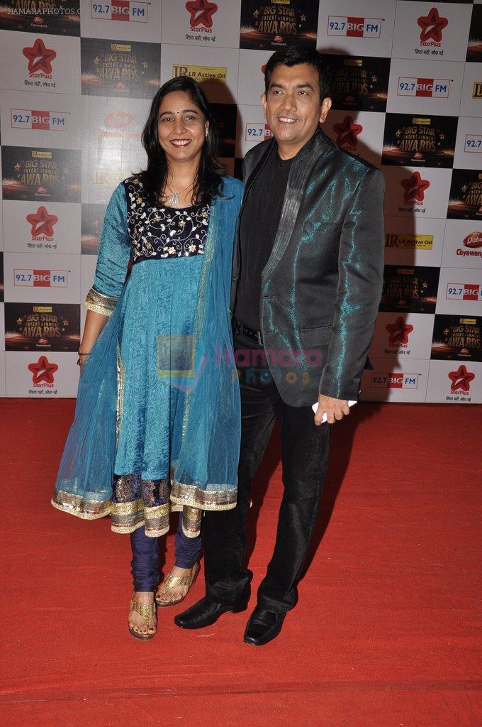 at Big Star Awards red carpet in Mumbai on 16th Dec 2012