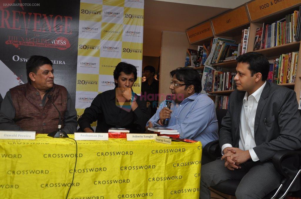at Oswald Periiera book launch with Smita Jaykar in Crossword, Juhu, Mumbai on 19th Dec 2012