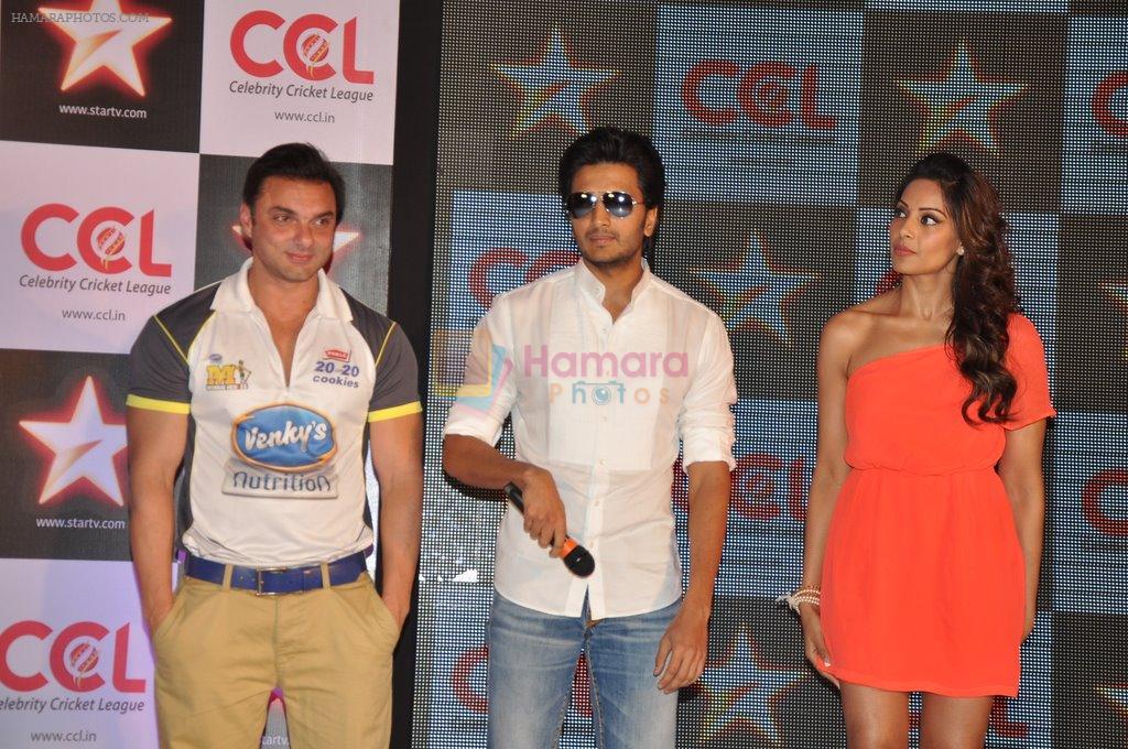 Bipasha Basu, Sohail Khan, Ritesh Deshmukh  announced as the CCL's brand ambassador in Novotel, Mumbai on 19th Dec 2012