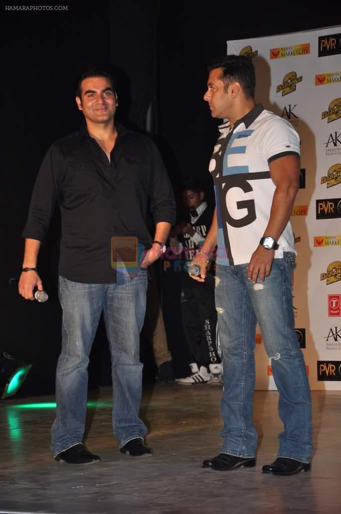 Salman Khan, Arbaaz Khan at Dabangg 2 premiere in PVR, Mumbai on 20th Dec 2012