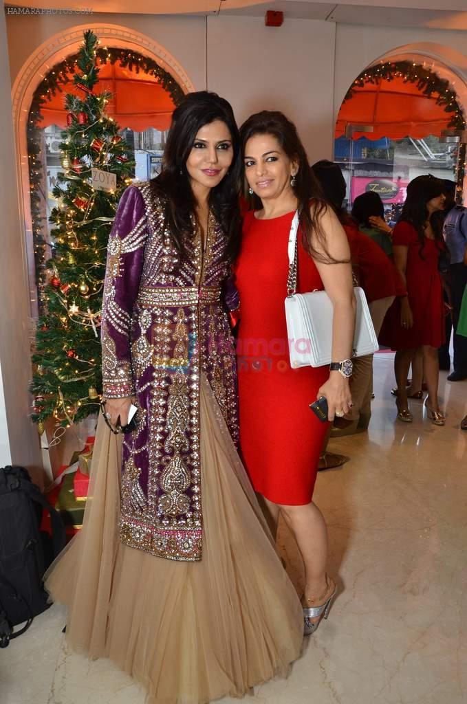 Nisha Jamwal at Zoya Christmas special hosted by Nisha Jamwal in Kemps Corner, Mumbai on 20th Dec 2012