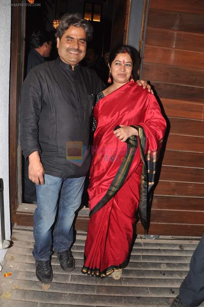 Vishal and Rekha Bharadwaj at Imran Khan's house warming bash in Mumbai on 22nd Dec 2012, 1