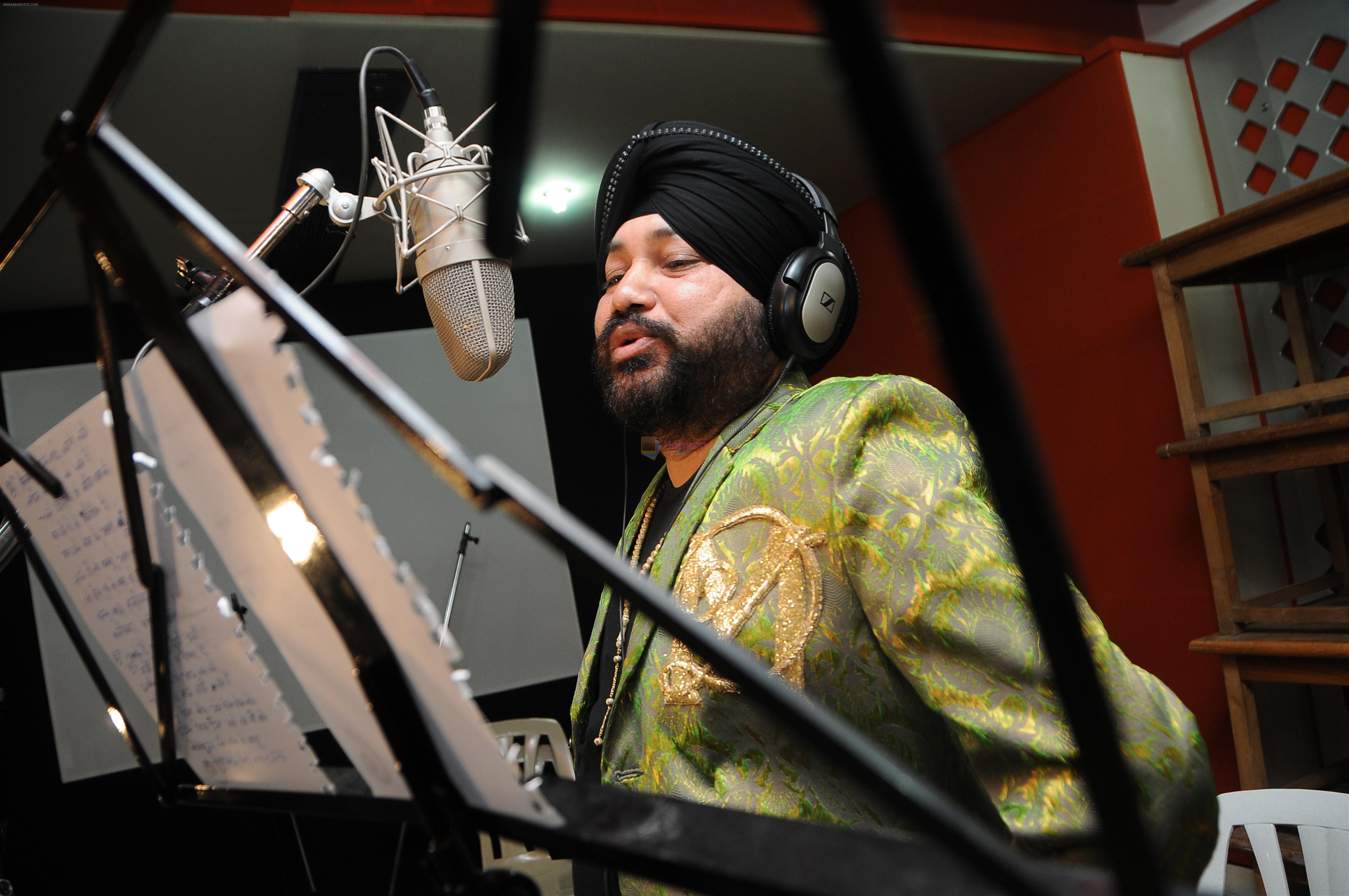 Daler Mehndi at the song recording of Sunil Agnihotri's film Balwinder Singh Famous Ho in Mumbai on 23rd Dec 2012