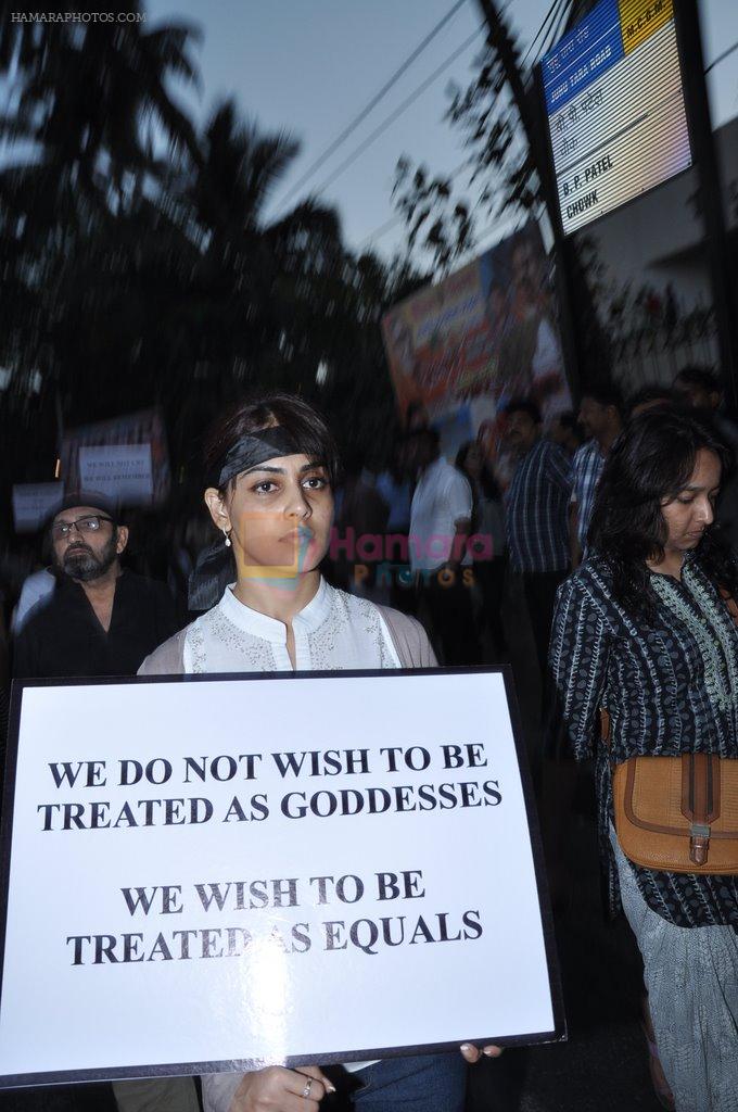 at the peace march for the Delhi victim in Mumbai on 29th Dec 2012
