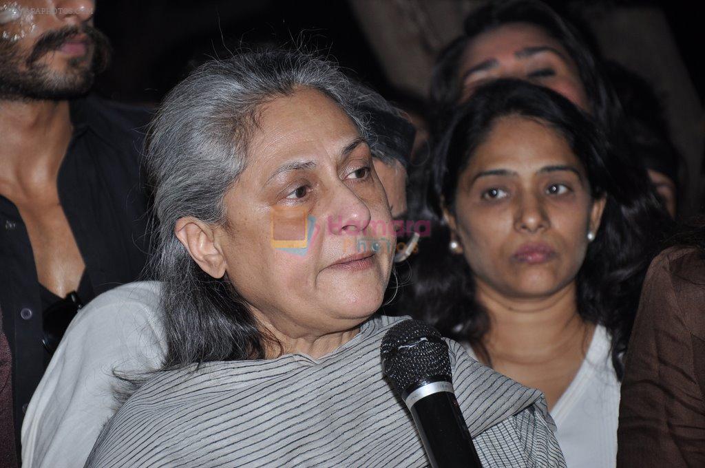 Jaya Bachchan at the peace march for the Delhi victim in Mumbai on 29th Dec 2012