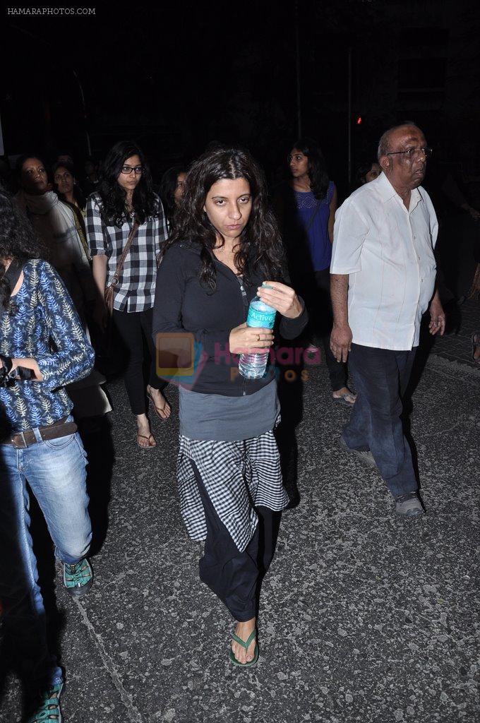 Zoya Akhtar at the peace march for the Delhi victim in Mumbai on 29th Dec 2012