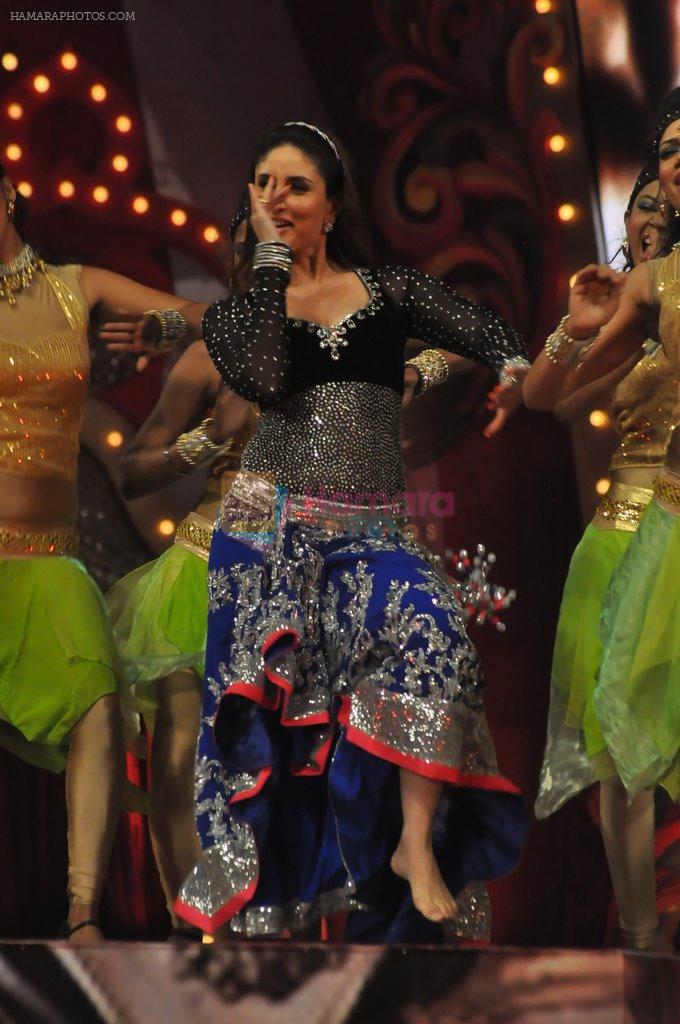 Kareena Kapoor at Big Star Awards on 16th Dec 2012