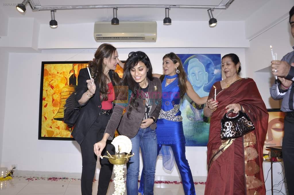 Manisha Kelkar at Sunita Wadhwan art event in Jehangir art gallery on 2nd Jan 2013