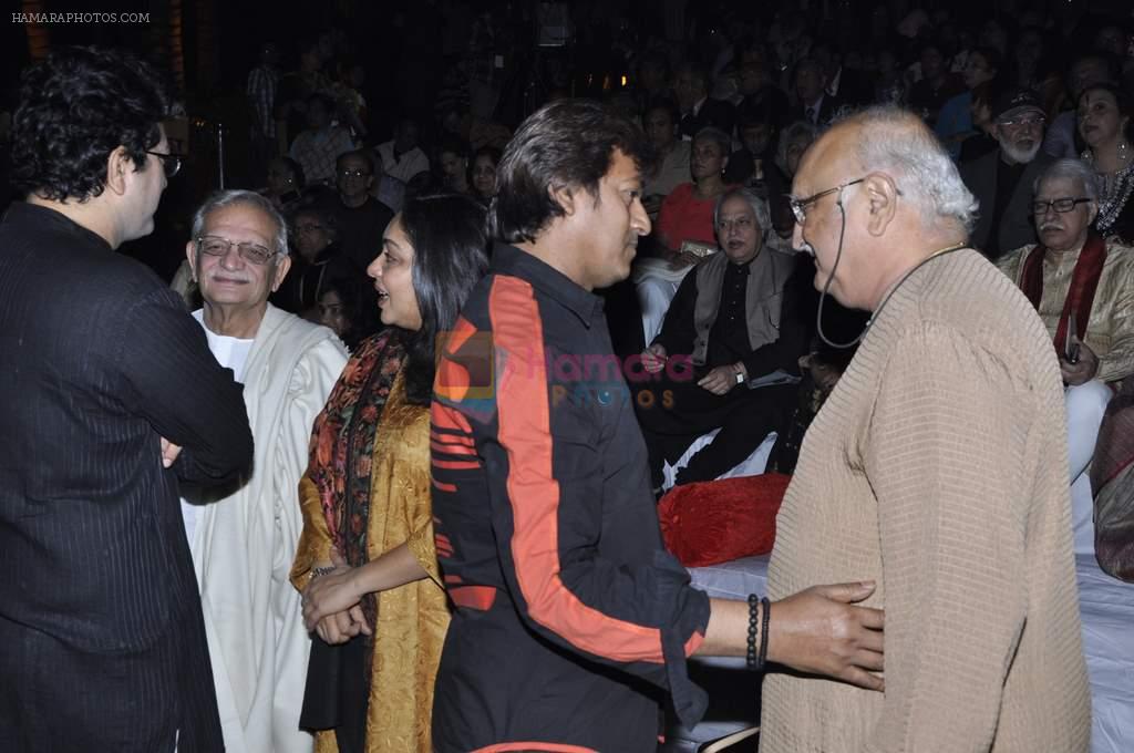 Gulzar, Parsoon Joshi, Aadesh Shrivastav at Rewa Rathod launch in Mumbai on 5th Jan 2013