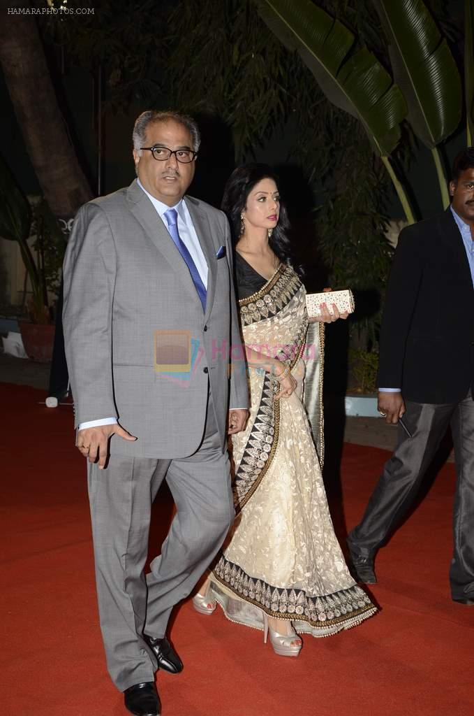 Sridevi at Zee Awards red carpet in Mumbai on 6th Jan 2013,1