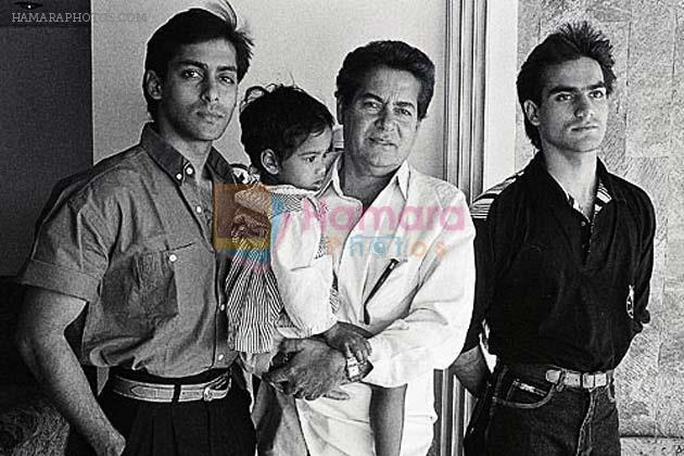Salman Khan with father Salim Khan and brother Arbaaz Khan