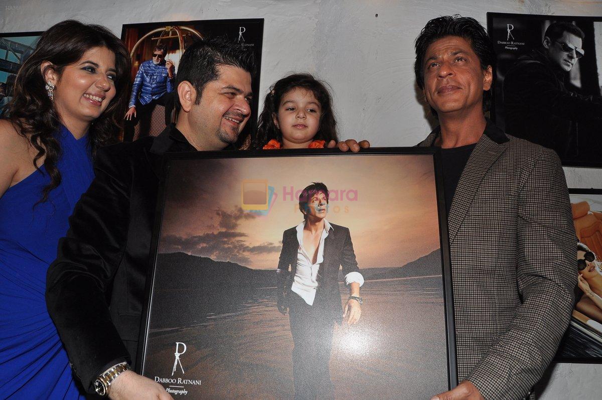 Shahrukh Khan, Dabboo Ratnani, Manisha Ratnani at Dabboo Ratnani Calendar launch in Olive, Bandra, Mumbai on 8th Jan 2013