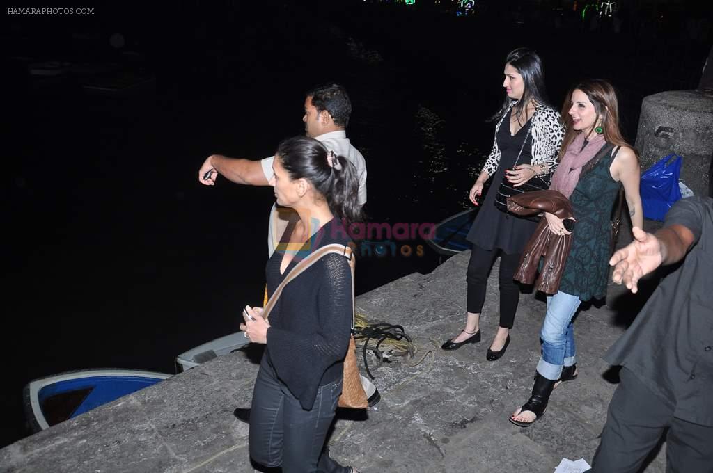 Suzanne Roshan, Mehr Rampal at Hrithik's yacht party in Mumbai on 9th Jan 2013