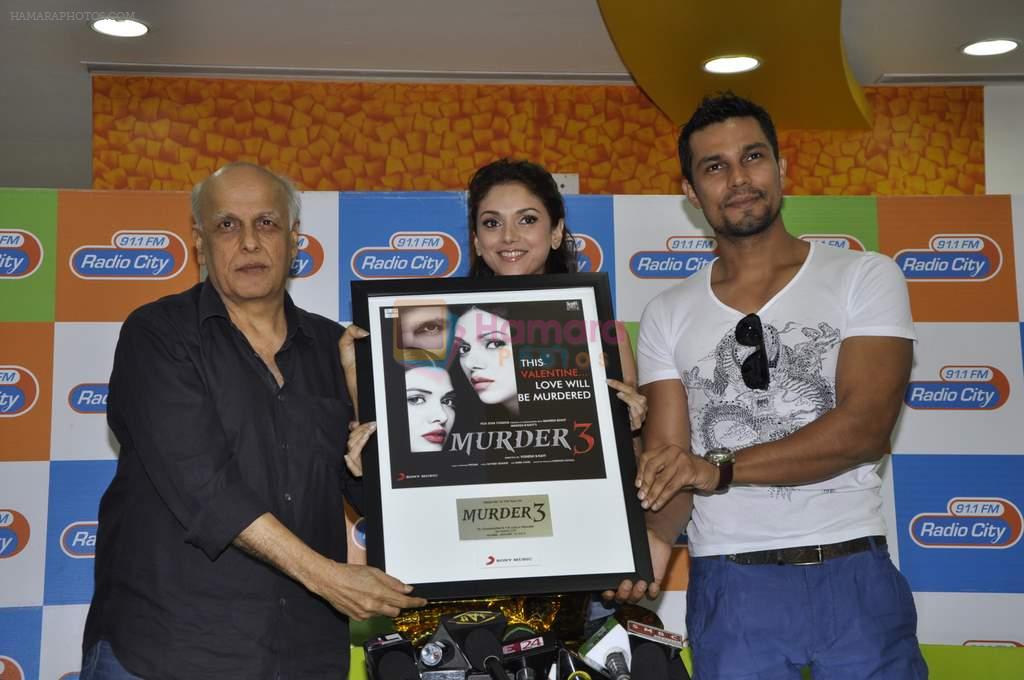 Mahesh Bhatt, Aditi Rao Hydari, Randeep Hooda at Murder 3 music launch in Radiocity, Mumbai on 10th Jan 2013