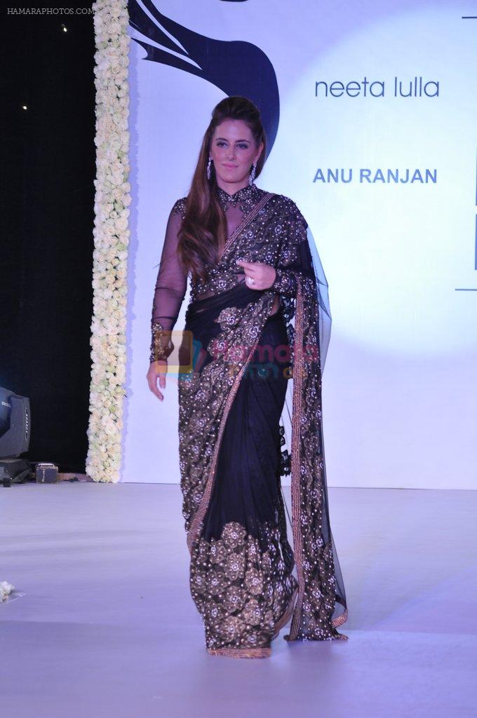 Pria Kataria Puri at Beti Fashion show in Mumbai on 14th Jan 2013
