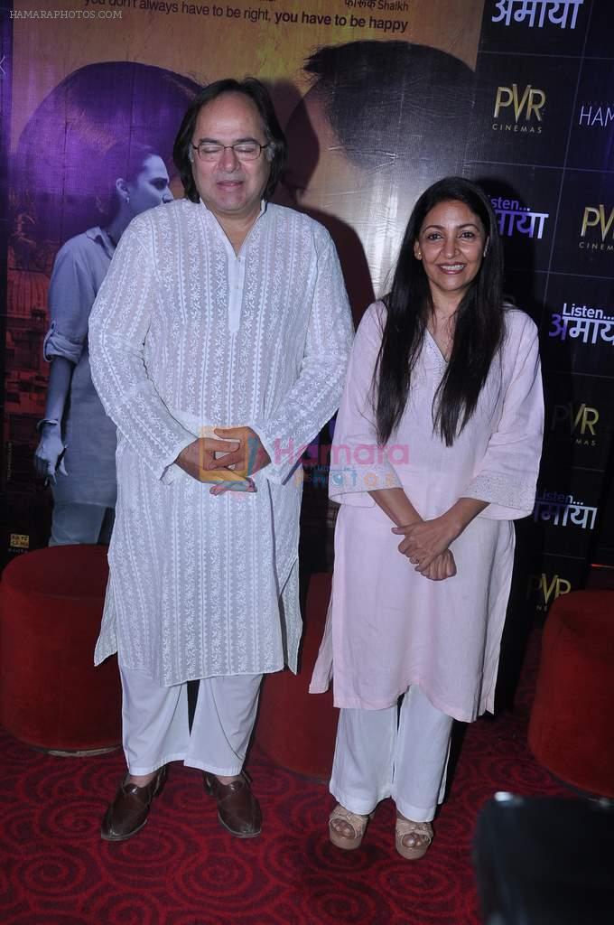Deepti Farooque, Farooque Sheikh at the promotions of Listen Amaya in PVR, Mumbai on 15th Jan 2013