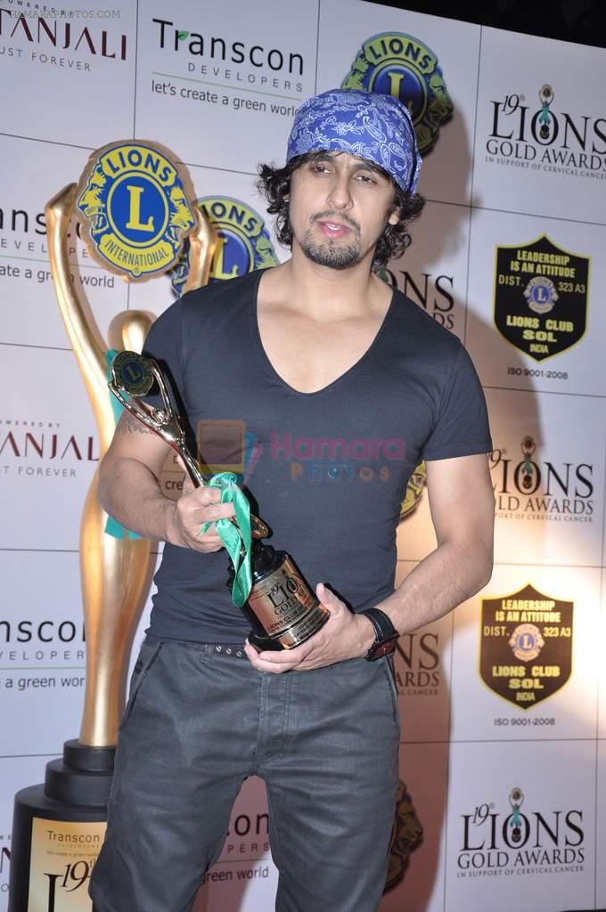 Sonu Nigam at Lions Gold Awards in Mumbai on 16th Jan 2013