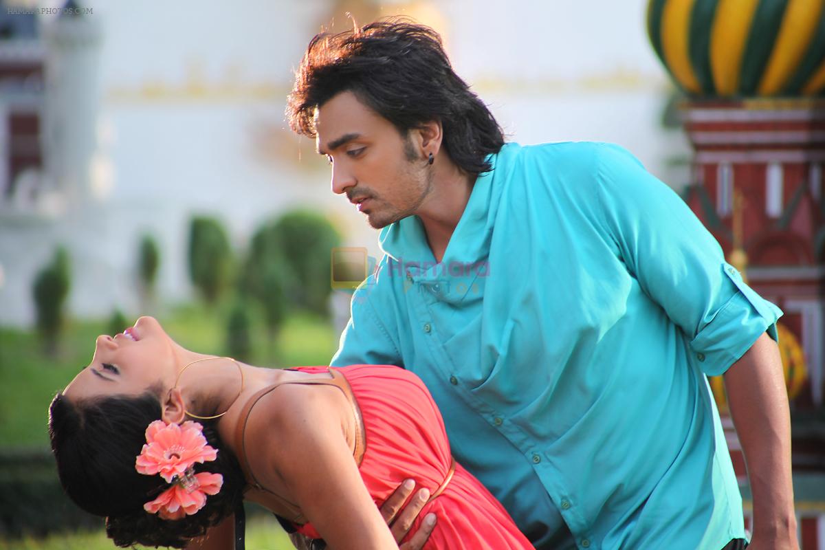 Tripta Parashar and Akash Singh in the still from movie Bloody Isshq