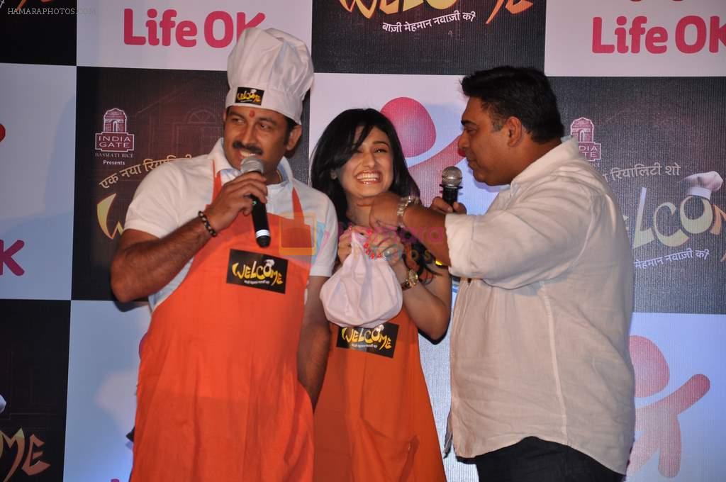 Ram Kapoor, Ragini Khanna, Manoj Tiwari at the press conference of Life OK's new reality show Welcome in Mumbai on 18th Jan 2013