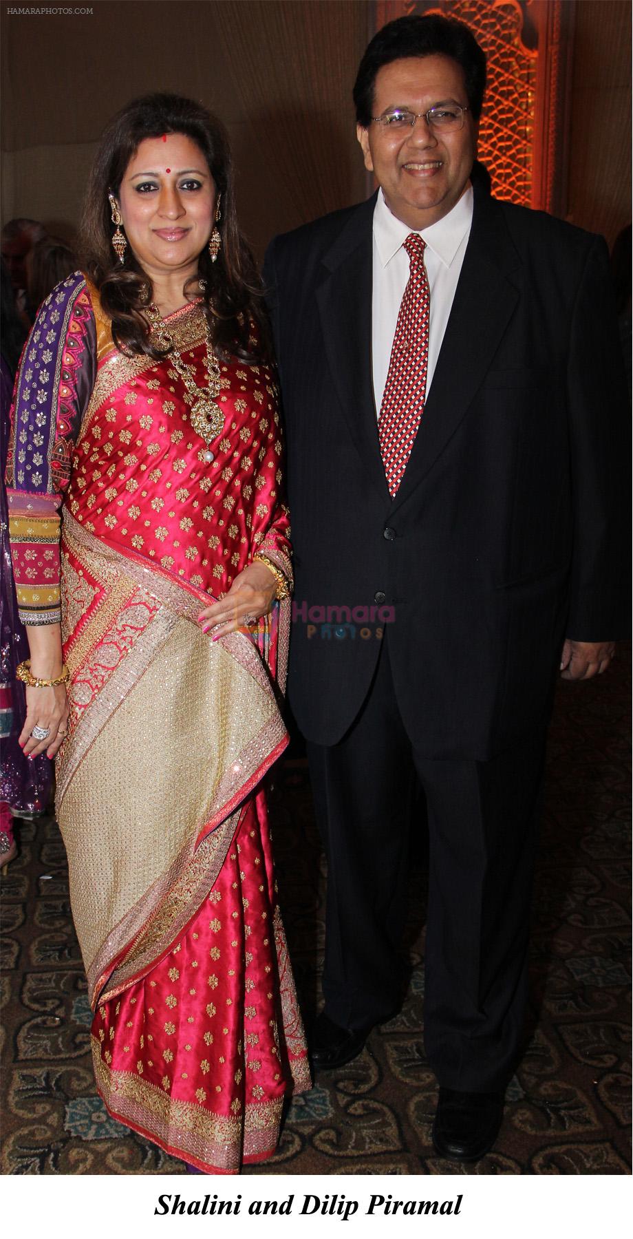 Shalini and Dilip Piramal at The wedding reception of Gayatri and Arjun Hitkari hosted by Debbie and Arun Hitkari in Taj, Colaba, Mumbai on 20th Jan 2013