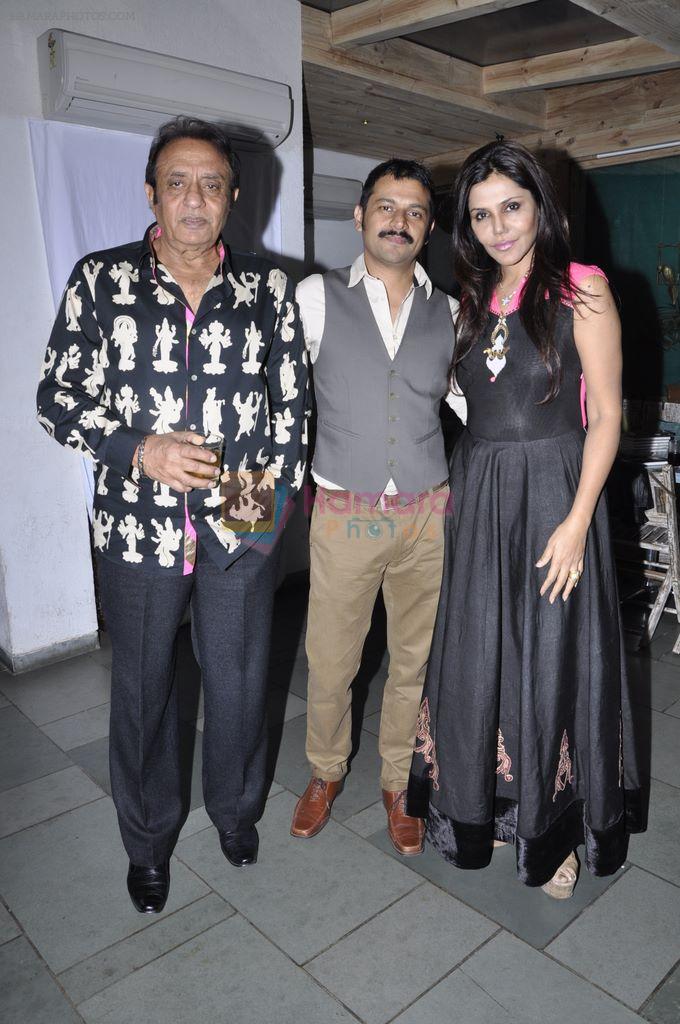 ranjeet, brijesh singh and nisha jamwal at Vinod Nair hosts bash for Greogry David Roberts in Le Sutra, Mumbai on 21st Jan 2013