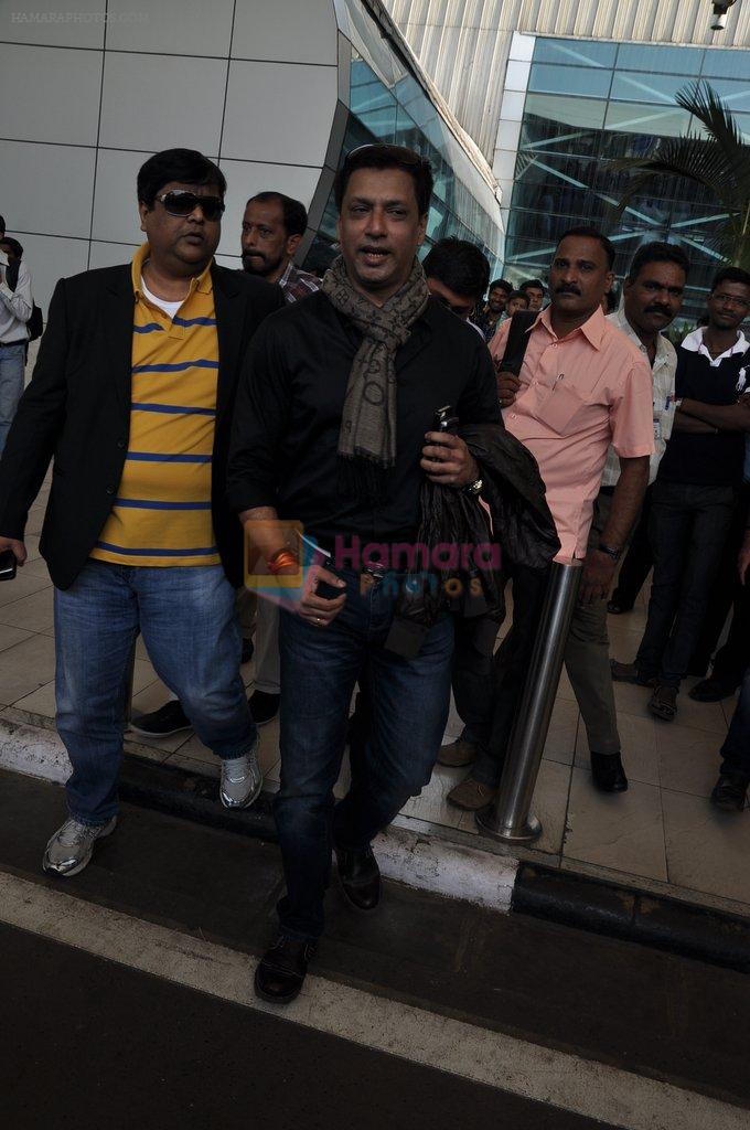 Madhur Bhandarkar talks about Vishwaroopam in Mumbai Airport on 31st Jan 2013