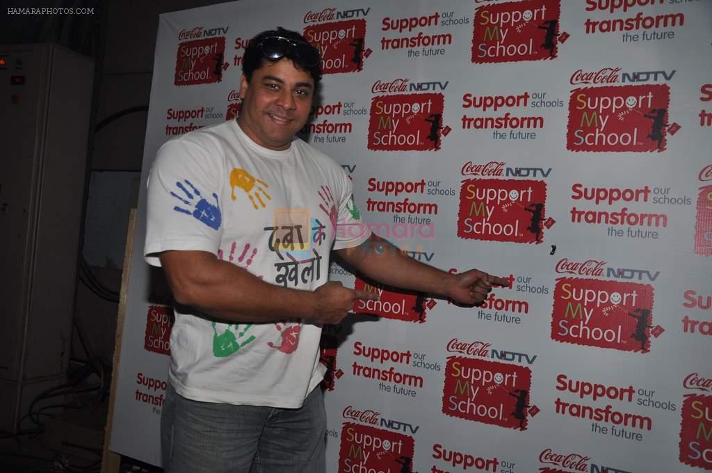Cyrus Broacha at NDTV Support My school 9am to 9pm campaign which raised 13.5 crores in Mumbai on 3rd Feb 2013