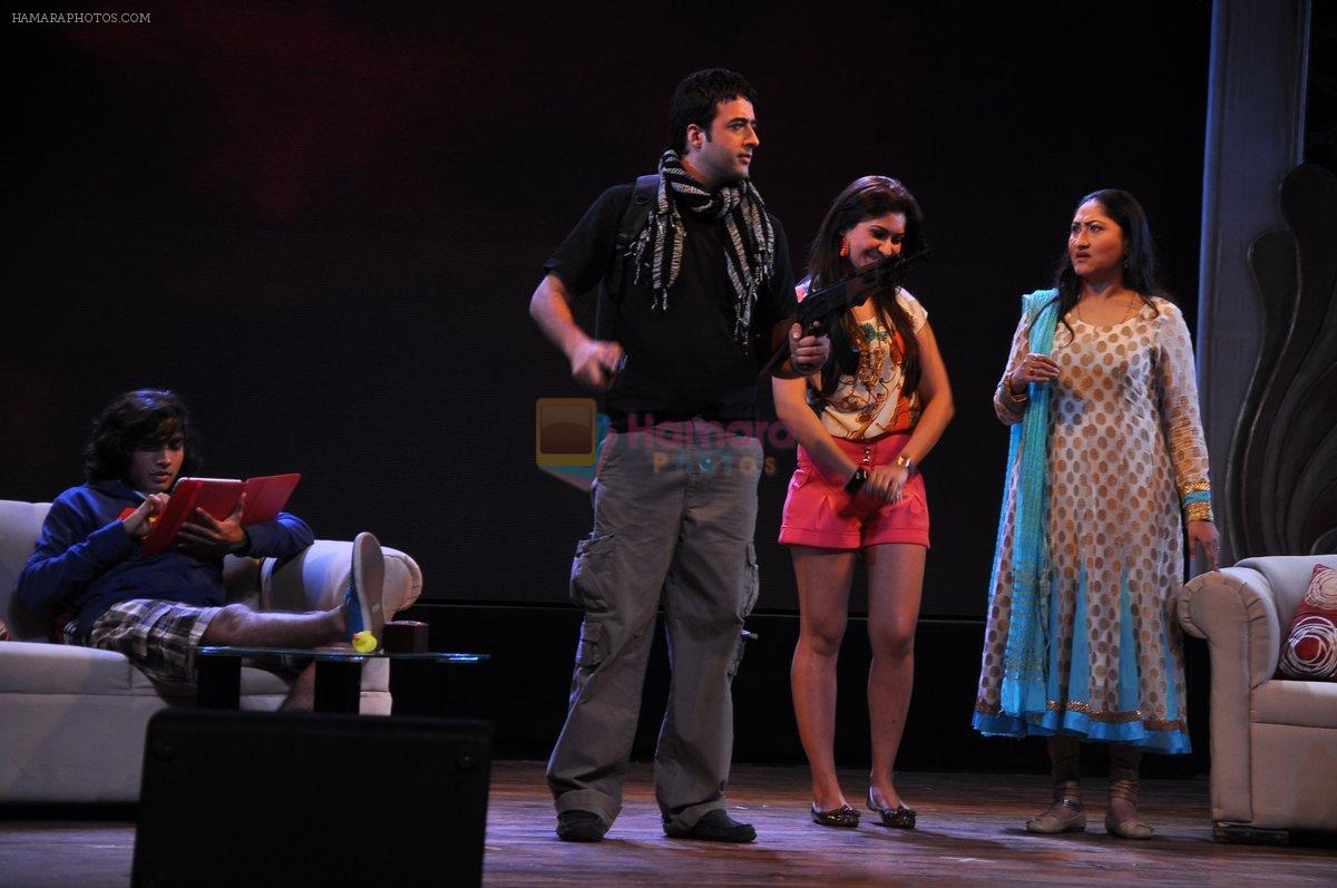 watch Blame it on yashraj play in St Andrews, Mumbai on 4th Feb 2013