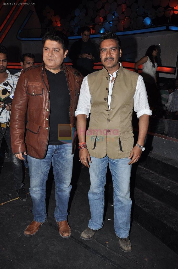 Ajay Devgan, Sajid Khan on the sets of Nach Baliye 5 in Filmistan, Mumbai on 5th Feb 2013