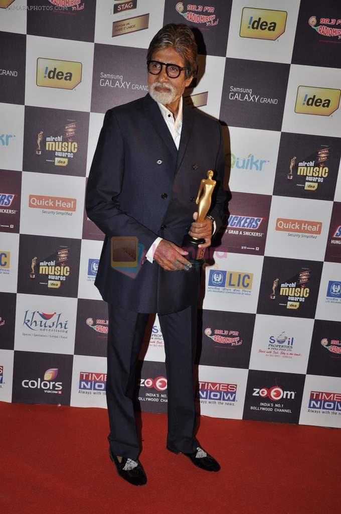 Amitabh Bachchan at Radio Mirchi music awards red carpet in Mumbai on 7th Feb 2013
