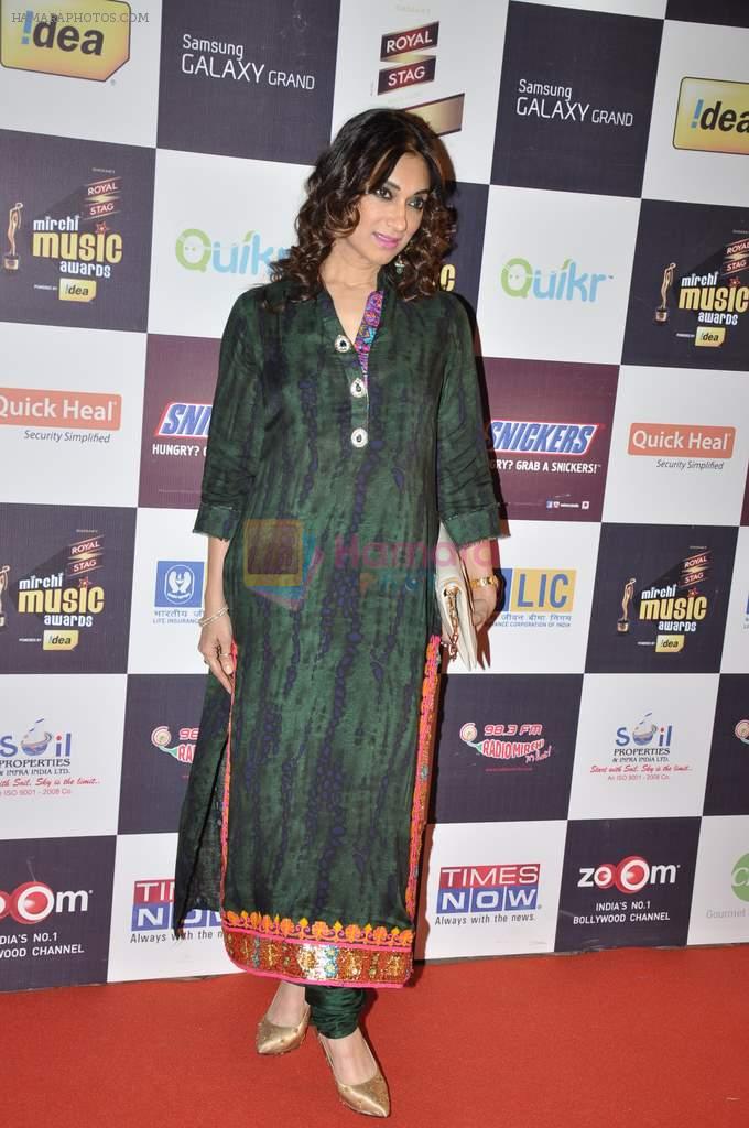 Lucky Morani at Radio Mirchi music awards red carpet in Mumbai on 7th Feb 2013