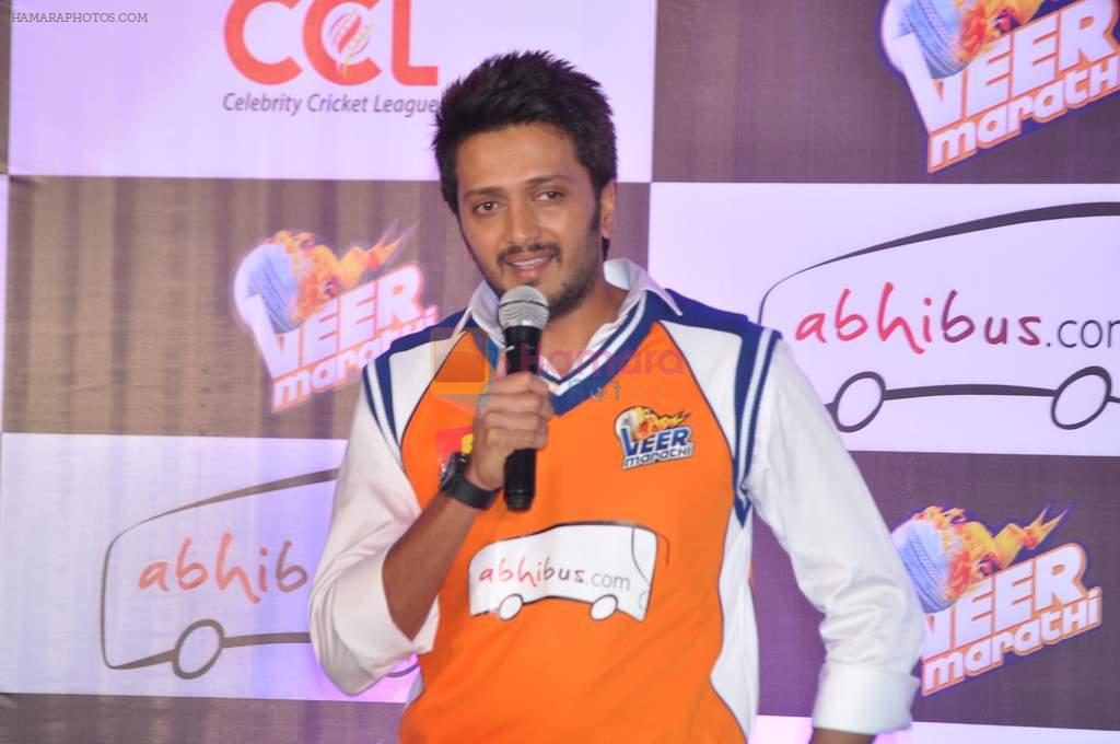 Ritesh Deshmukh introduces his CCL team in Trident, Mumbai on 8th Feb 2013