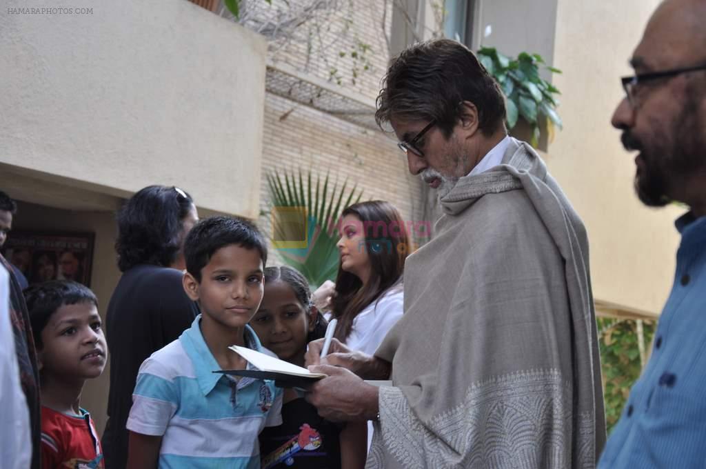 Amitabh Bachchan pledge their support towards the girl child through Plan India at his home on 9th Feb 2013