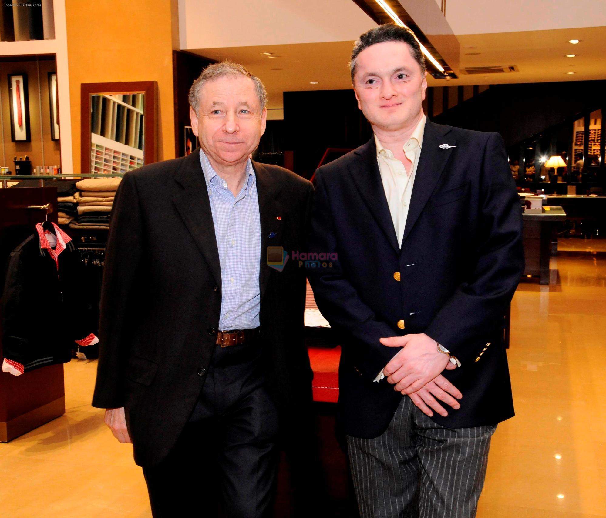 Mr Singhania and Mr Todt at The Raymond Shop3