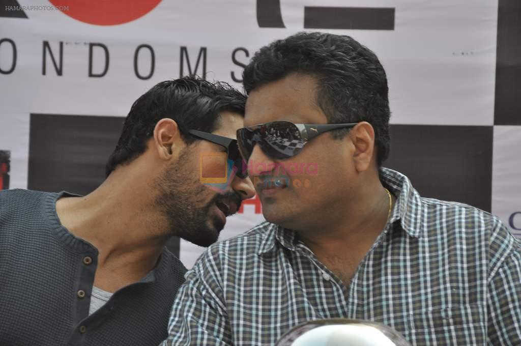 John Abraham, Sanjay Gupta at safety drive rally by 600 bikers in Bandra, Mumbai on 10th Feb 2013