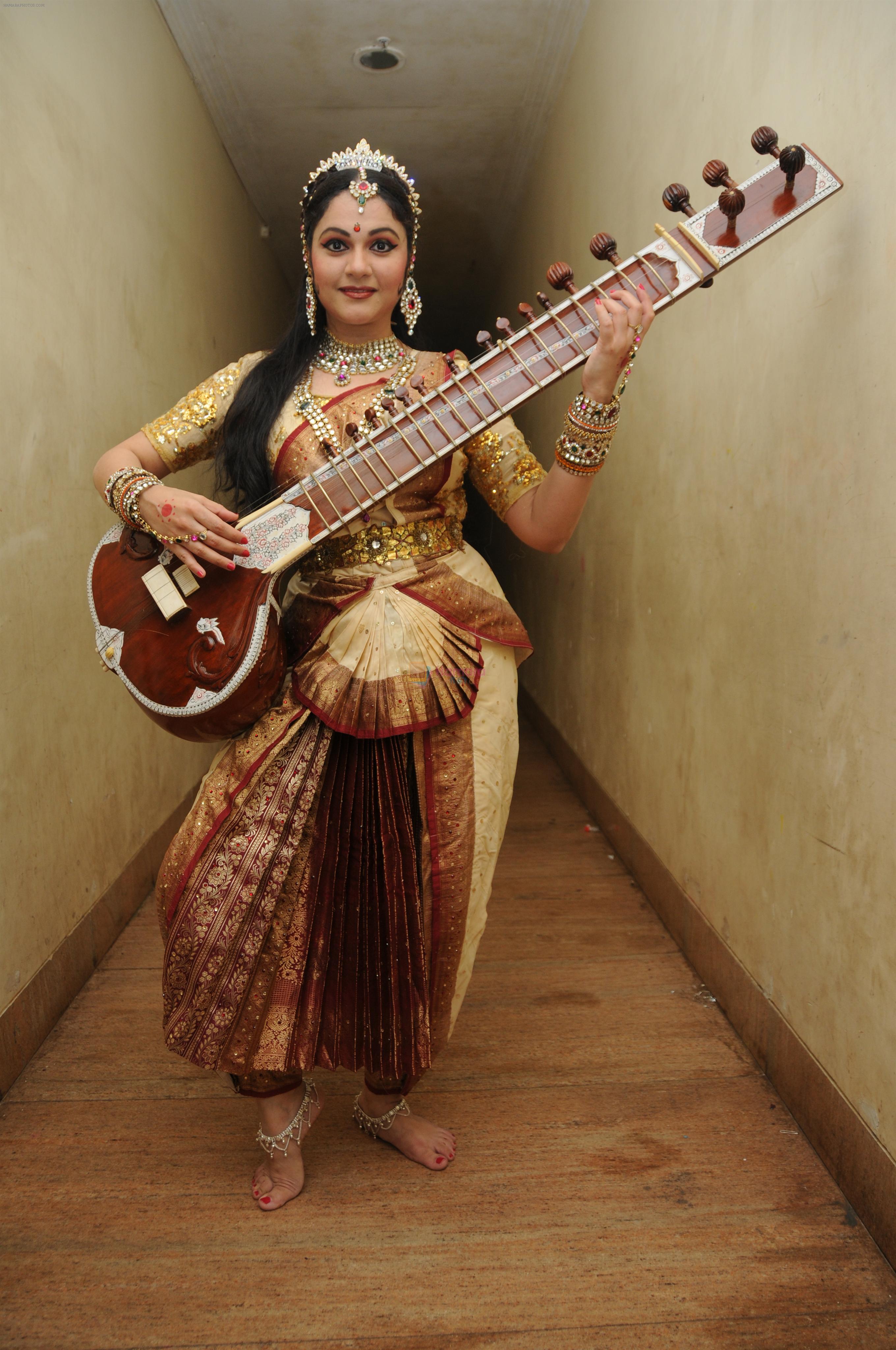 Gracy Singh Performing at Ravindra Natya Mandir in Mumbai on 10th Feb 2013