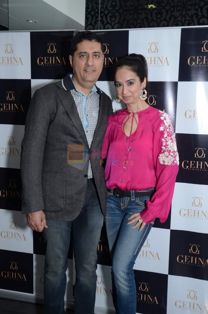 sunil and kiran datwani of gehna at Gehna Valentine evening hosted by Munisha Khatwani in Mumbai on 11th Feb 2013 