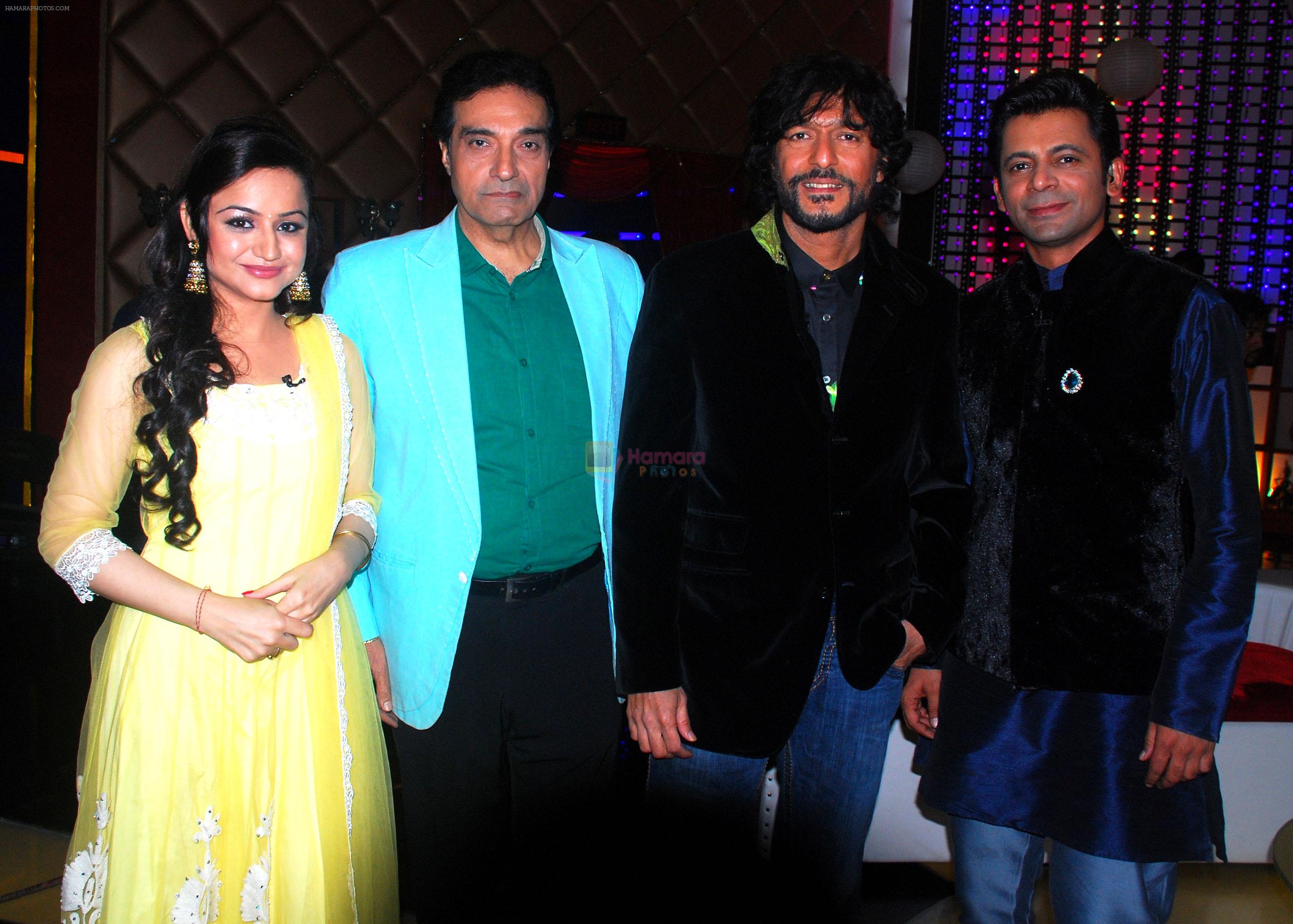 muskaan,dheeraj kumar,chunky & sunil grover shoots for Safar Filmy comeda ka