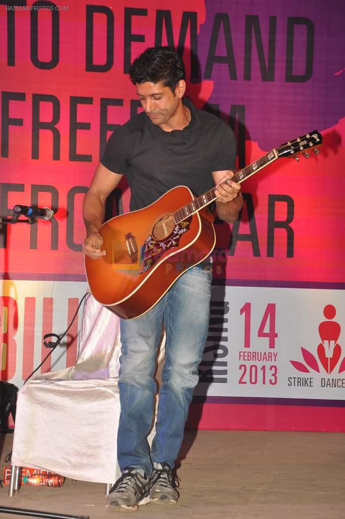Farhan Akhtar at the 1 Billion Rising concert in Mumbai on 14th Feb 2013