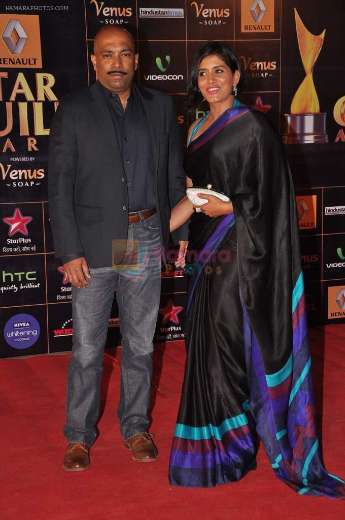 Sonali Kulkarni at Star Guild Awards red carpet in Mumbai on 16th Feb 2013
