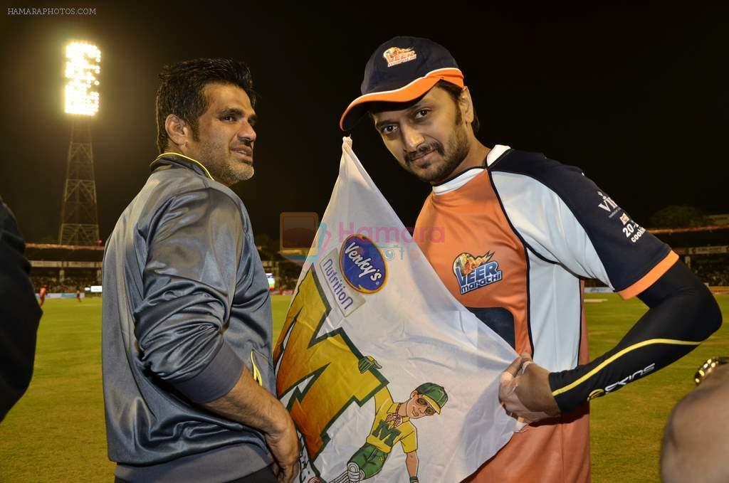 Sunil Shetty, Ritesh Deshmukh  at ccl match from hyderabad on 17th Feb 2013
