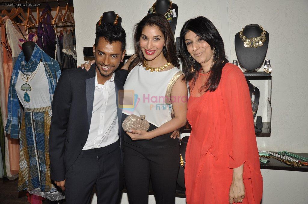 Sophie Chaudhary at Atosa Fashion Preview in Mumbai on 22nd Feb 2013