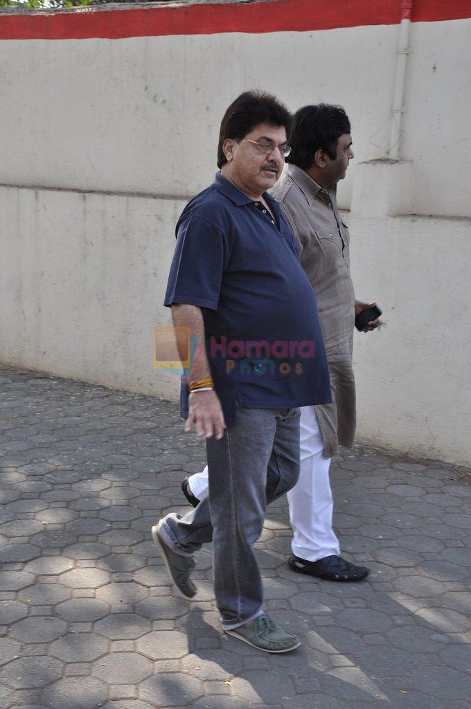 at sonu nigam's mom's funeral in Mumbai on 1st March 2013