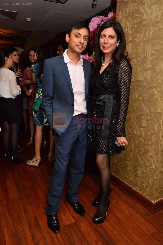 Vikrum Baidyanath & Harmeet Bajaj at Smoke House Cocktail Club in Capital, Mumbai on 9th March 2013